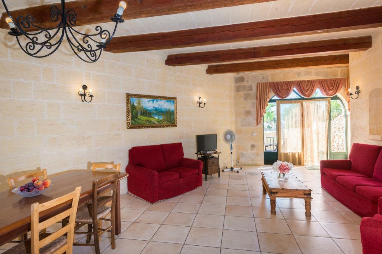 Sunset - Holiday Farmhouse With Large Private Pool In Island Of Gozo Nadur Exterior photo