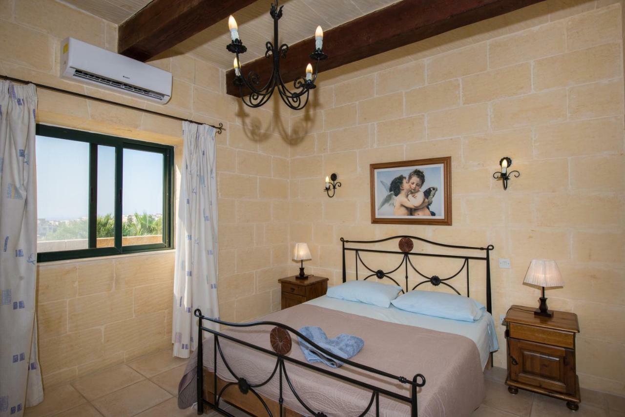 Sunset - Holiday Farmhouse With Large Private Pool In Island Of Gozo Nadur Exterior photo